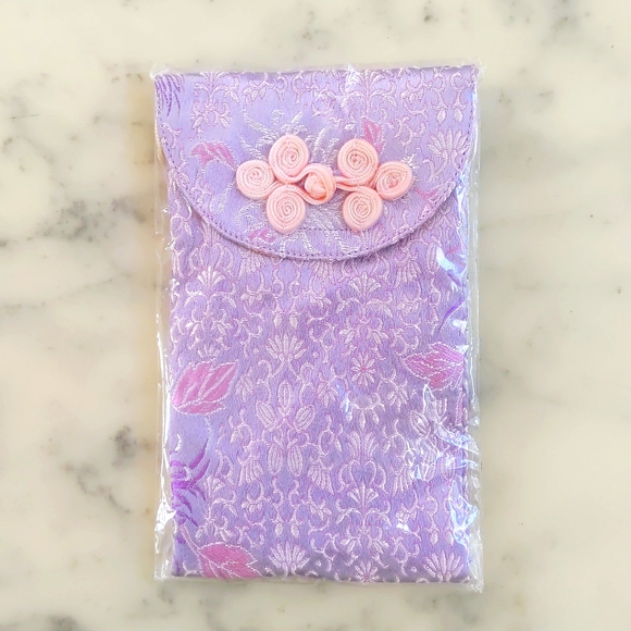NWT. Satin Mini crossbody/cell phone bag w/Asian embroidery&cute handmade button - Picture 1 of 4